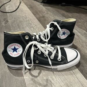 Converse Classic Chuck High Tops Black Canvas Women’s 7.5 Men’s 5.5
